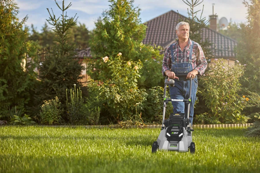 self propelled battery lawnmower